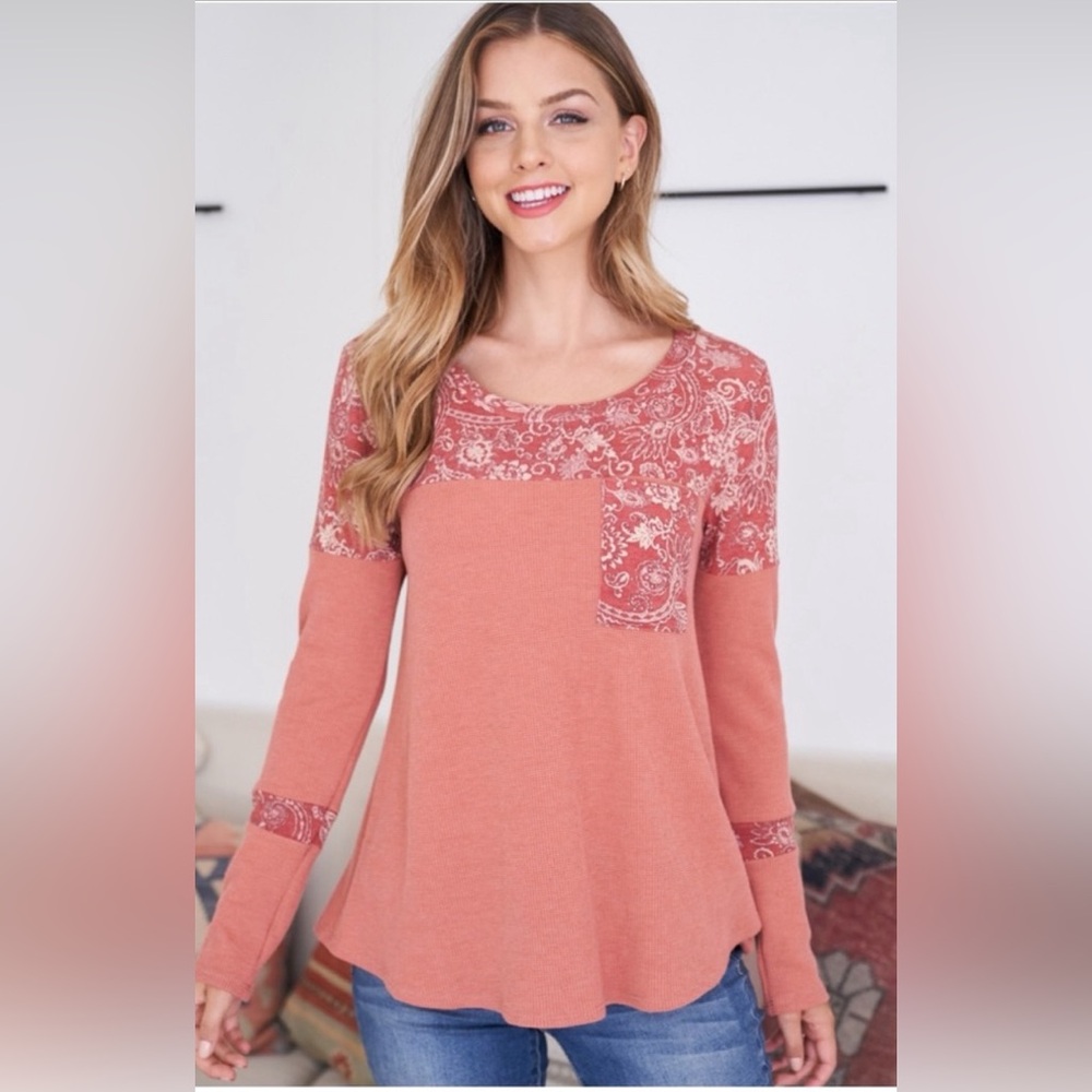 NEW Perfect Peach Floral Contrast & Waffle Weave Shirt